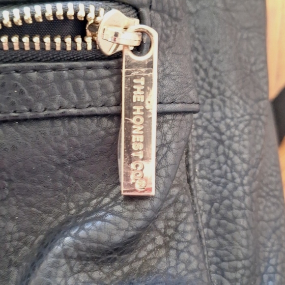 City Backpack - Picture 5 of 12